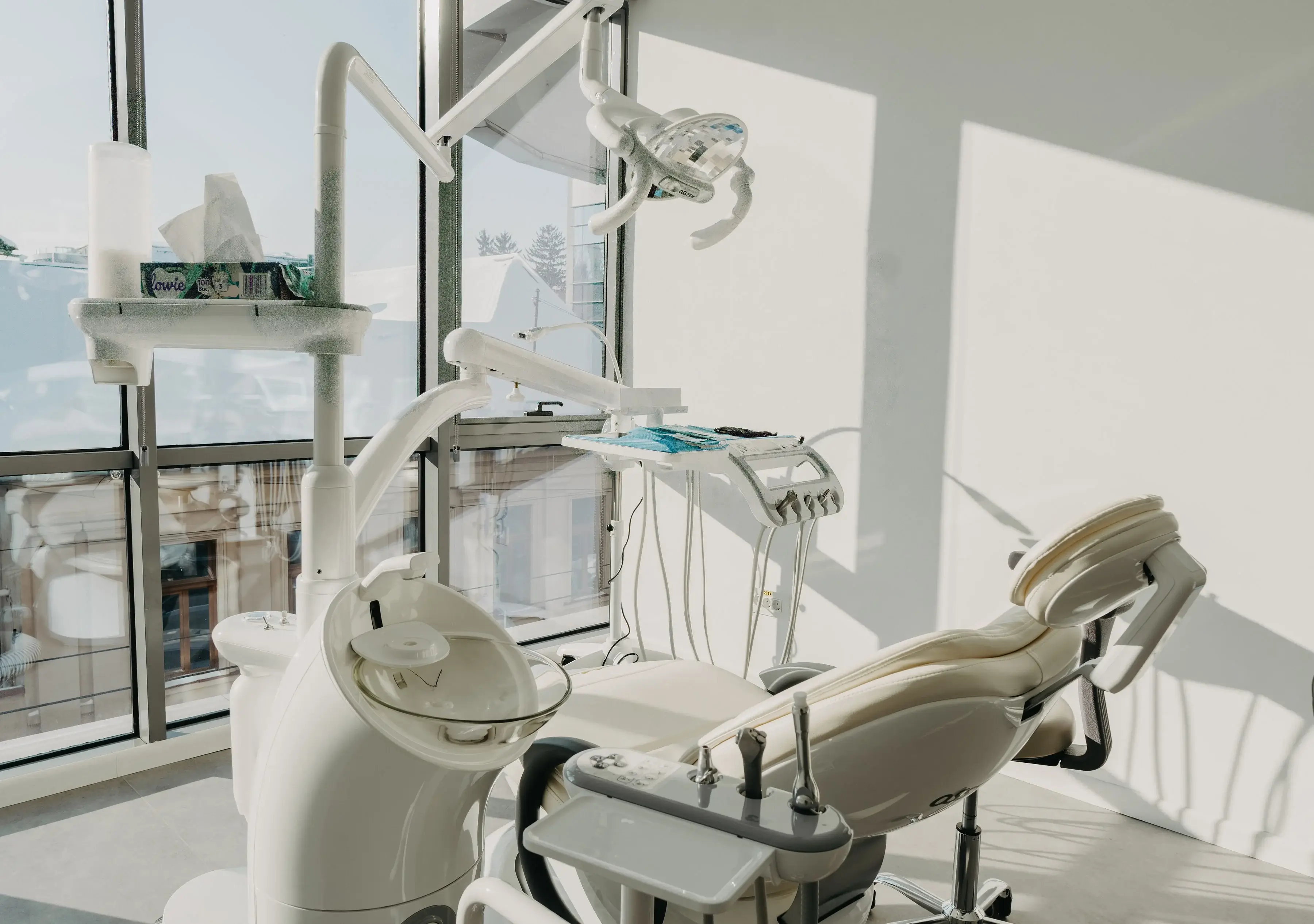 Cabinet luminos cu lumina naturala